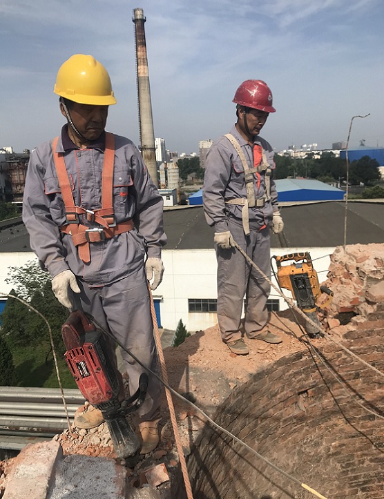 煙囪拆除工程如何順利完成？