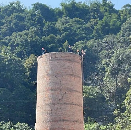 高空拆除公司創(chuàng)新技術(shù)，提高效率和安全性